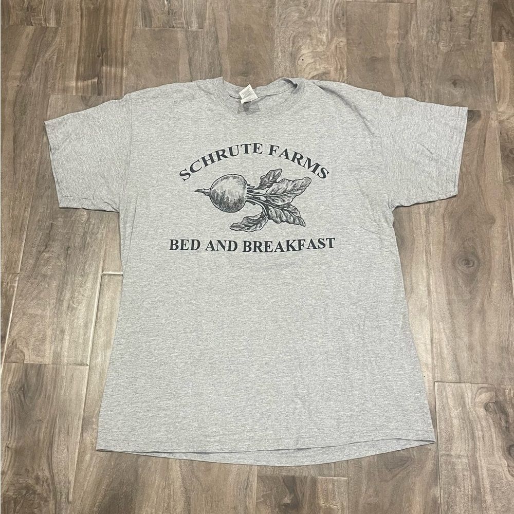 Schrute Farms Bed & Breakfast T Shirt Large The Office